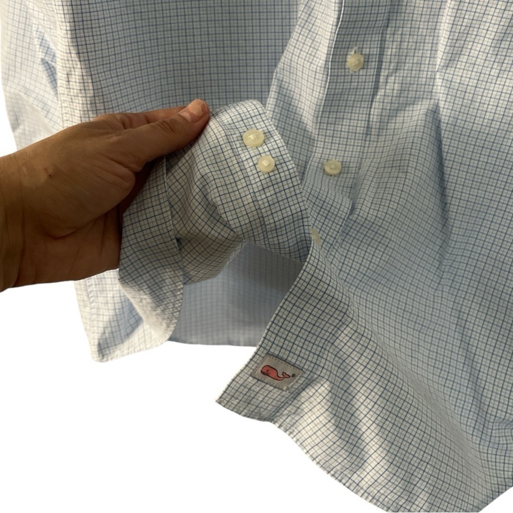 Vineyard Vines 100% cotton white -blue checkered down shirt size M GUC B-2 - Picture 4 of 7